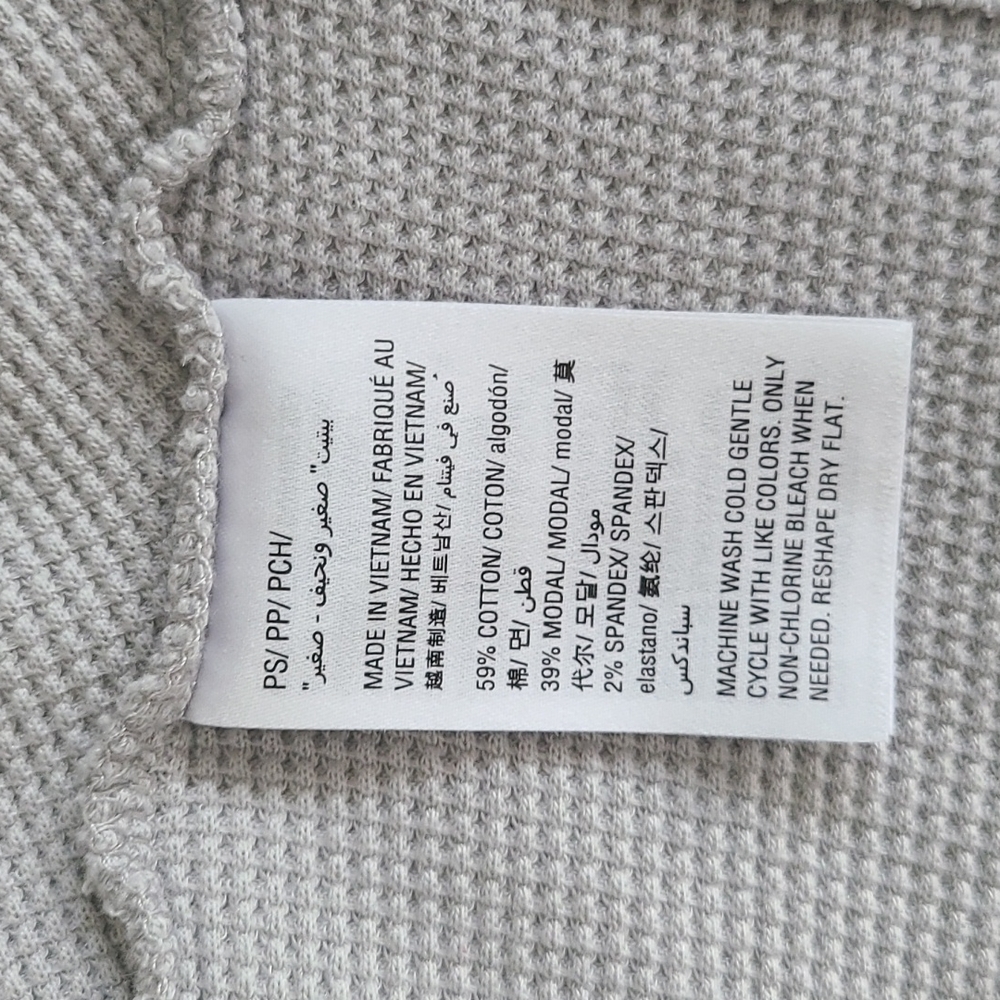 Style & Co Petite Cardigan Sweater.  Size PS.  Light Gray - Picture 9 of 9